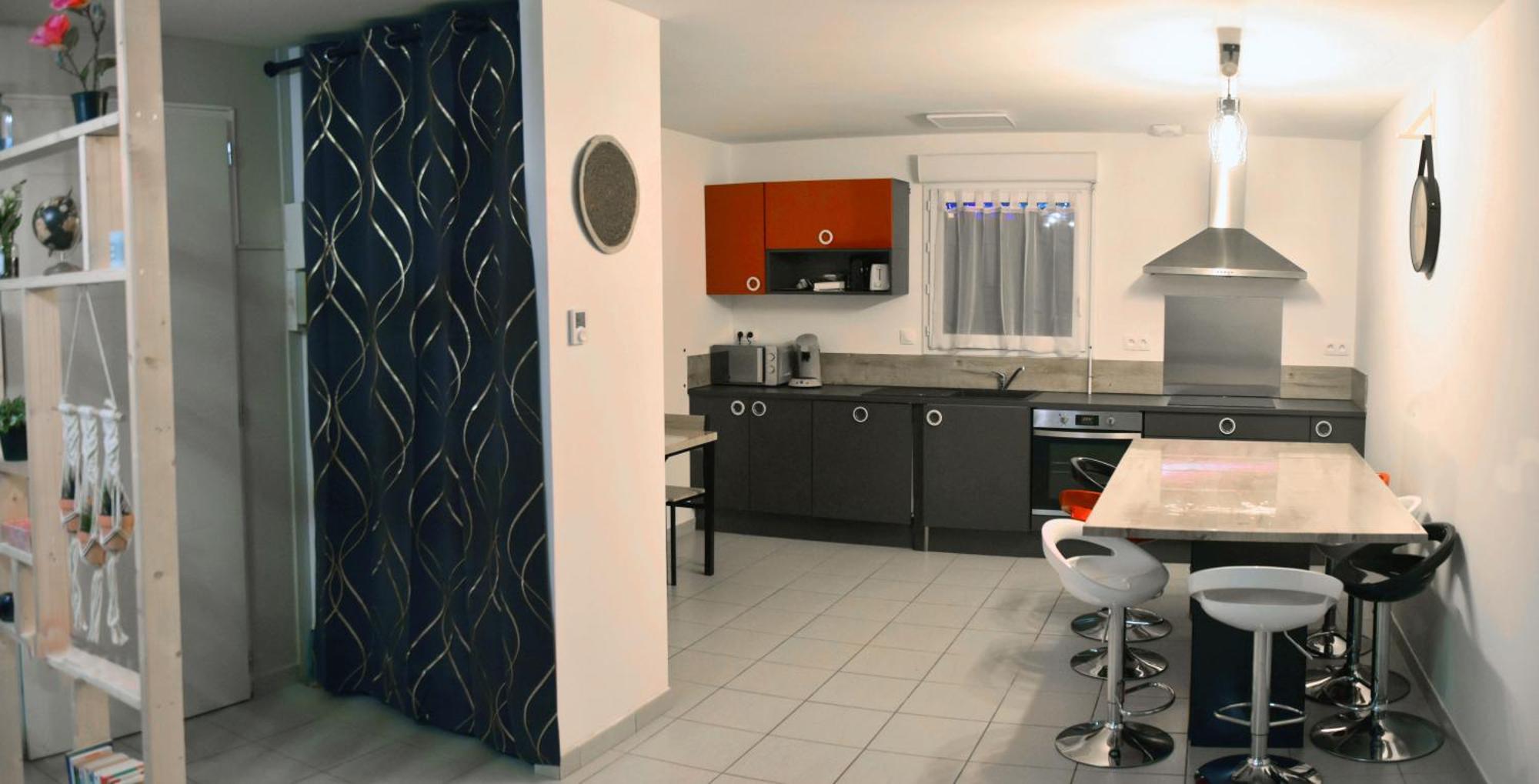 Maison Premium Hyper Calme - Joliment Decoree Avec Vue Degagee - Jacuzzi Chauffe - Salle De Jeux - Proche De Toutes Commodites Villa *